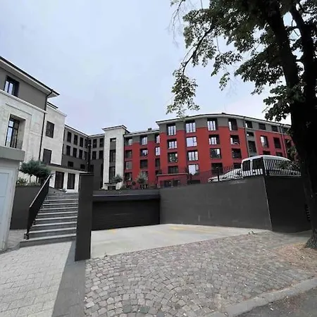 Apartment 7mins Garden And Center+p Plovdiv